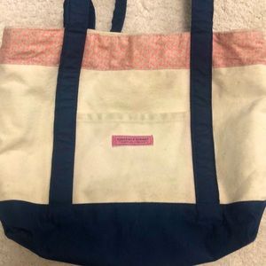 Vineyard vines tote bag